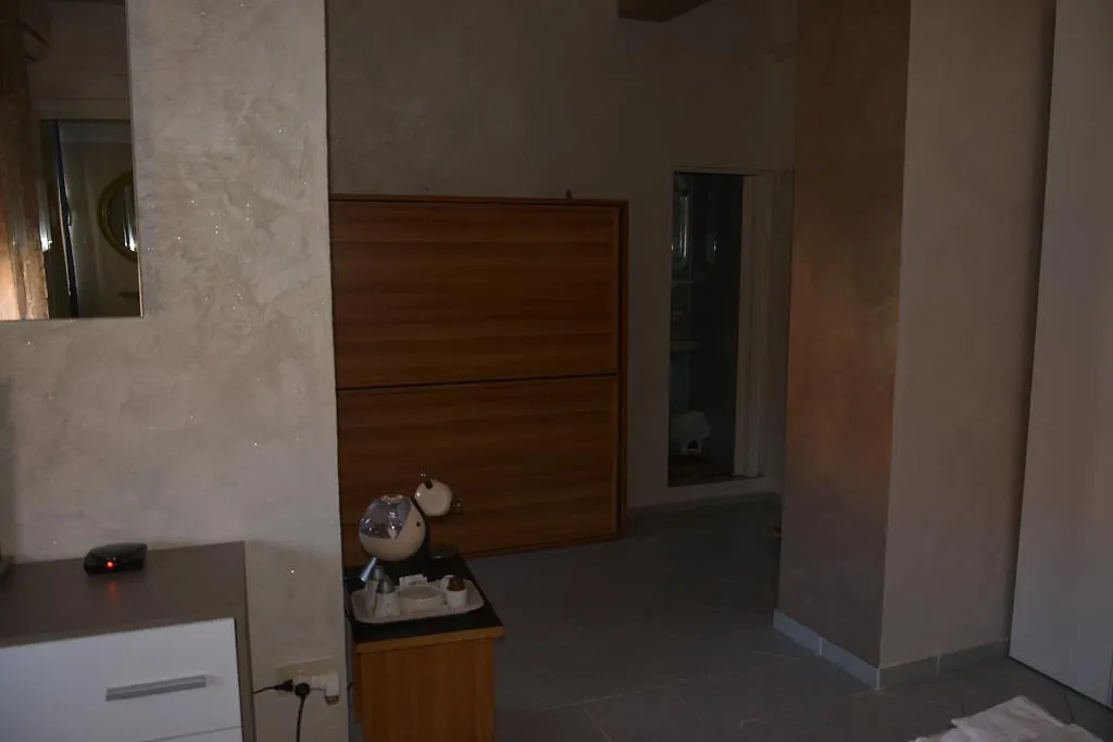 لوانو Albergo Boccaccio فندق