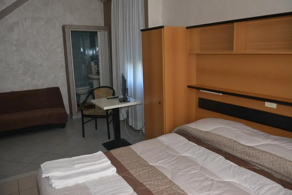 لوانو Albergo Boccaccio إيطاليا