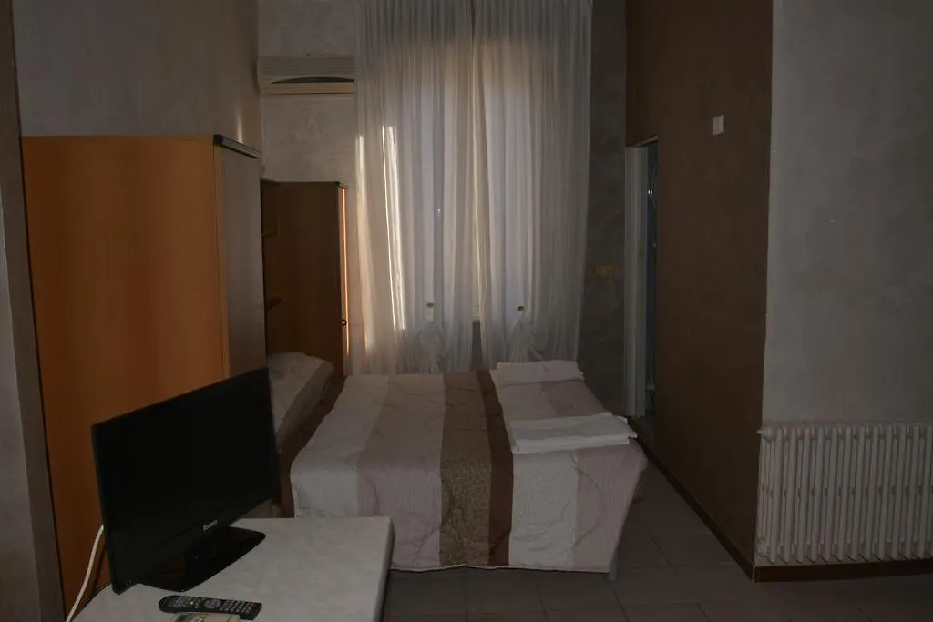 فندق لوانو Albergo Boccaccio