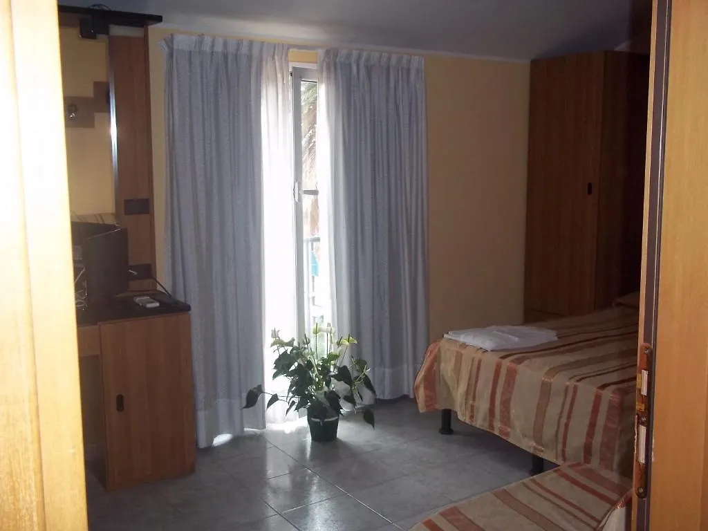 لوانو Albergo Boccaccio 2*,