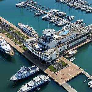 Hotel Yacht Club Marina Di